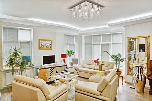 客廳吊頂裝修設(shè)計、燈具選擇與展覽服務(wù)指南